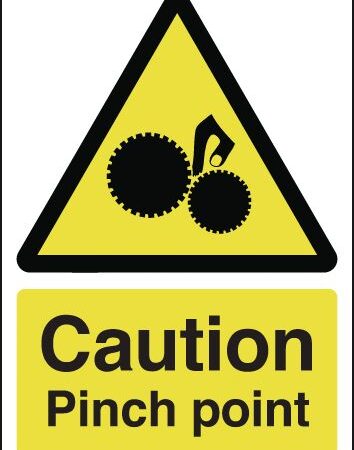 HA05751R - 210x148mm Caution Pinch Point - Rigid
