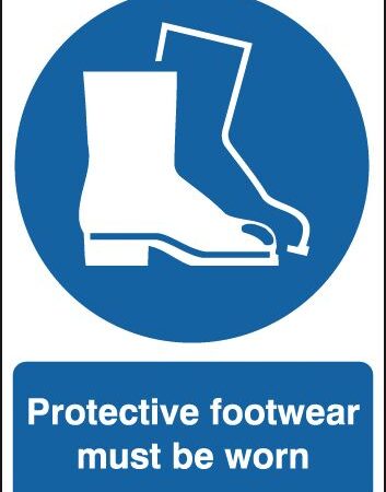 MA04149R - 420x297mm Protective Footwear Must Be Worn - Rigid