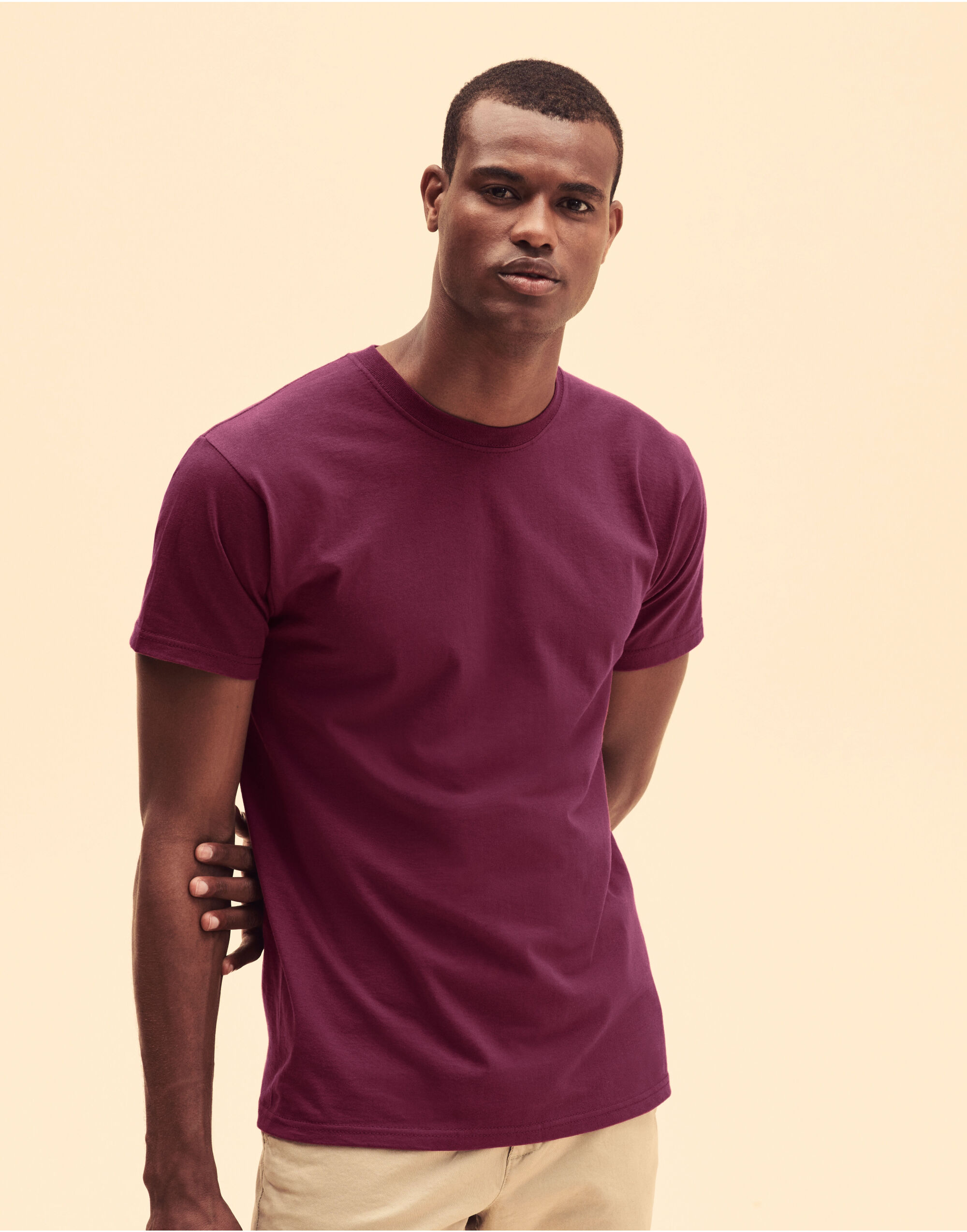 61044 - Fruit of The Loom Super premium T Weight: 205g/m² (190g/m² White) Cotton