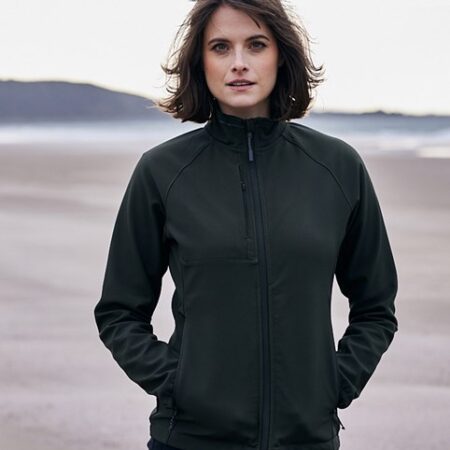 Craghoppers CEL004Expert women’s Basecamp softshell jacket