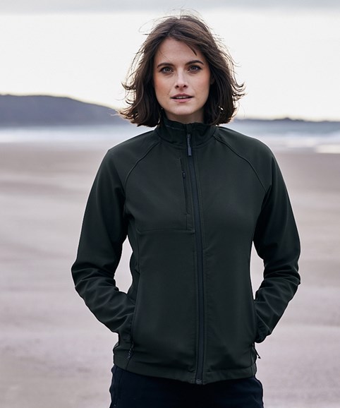 Craghoppers CEL004Expert women’s Basecamp softshell jacket